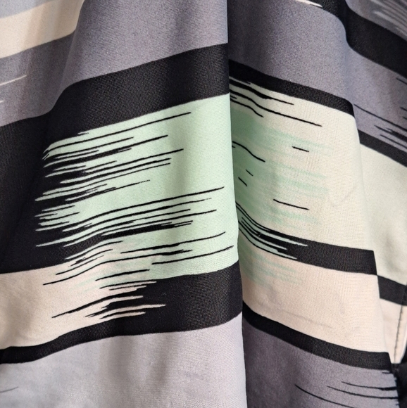 Zero Xposur Razorback Women's Work Out Top   Size 12 - Picture 2 of 7